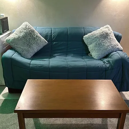 English Apartments アパート バンスコ
