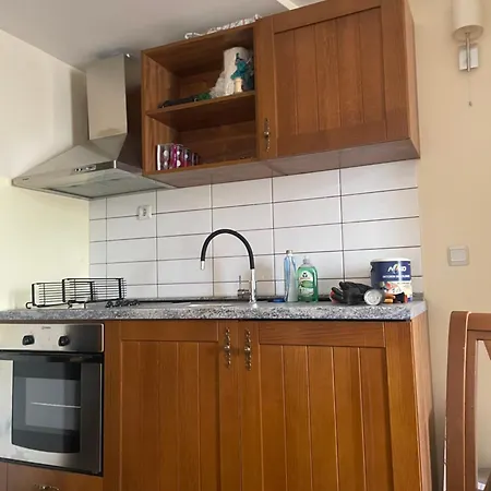 English Apartments * バンスコ
